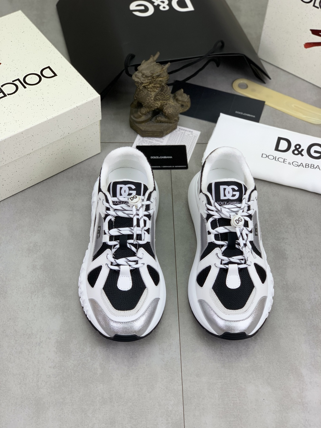 olce & Gabbana shoe